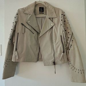 Zara leather jacket, prelove good condition, minor visible of wear size medium